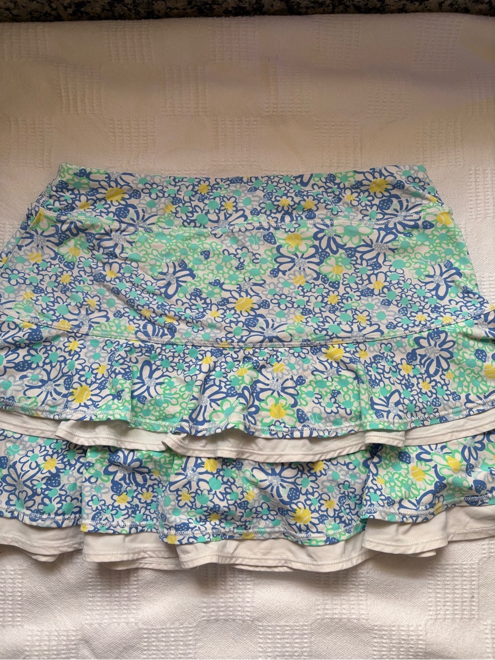 Lily Pulitzer “Bianca’s Love” Floral Tiered Ruffle Skort in Blue & Green. Size M - Picture 4 of 6